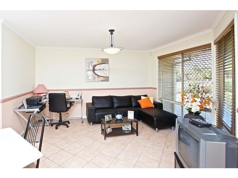 44 Cootharaba Drive, Helensvale QLD 4212