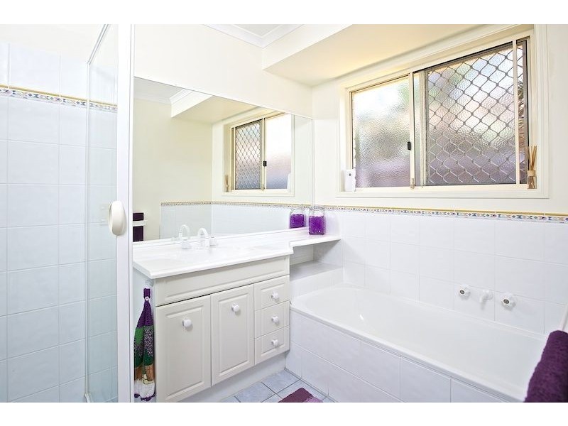 44 Cootharaba Drive, Helensvale QLD 4212
