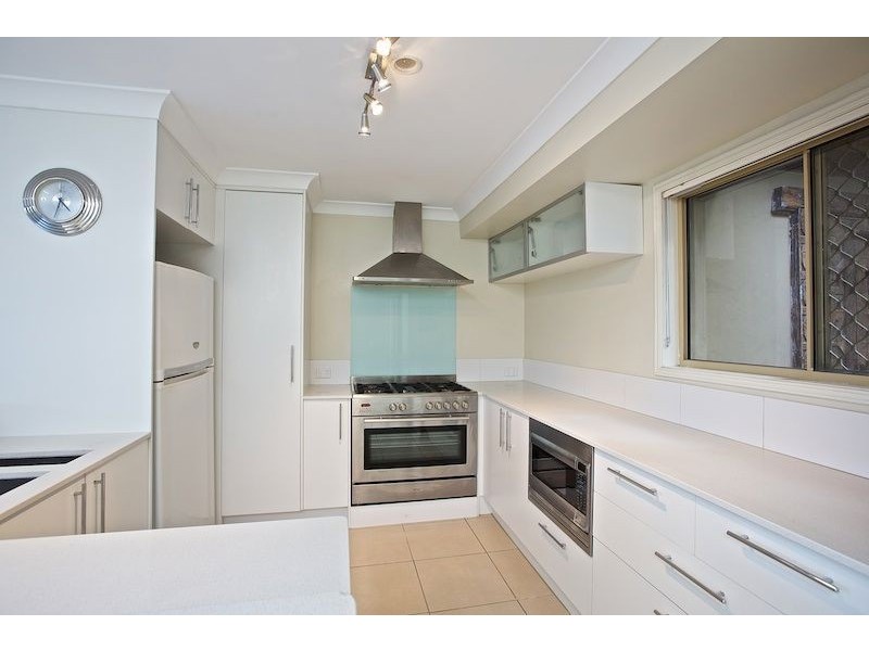 8/16 Jesmond Road, Helensvale QLD 4212