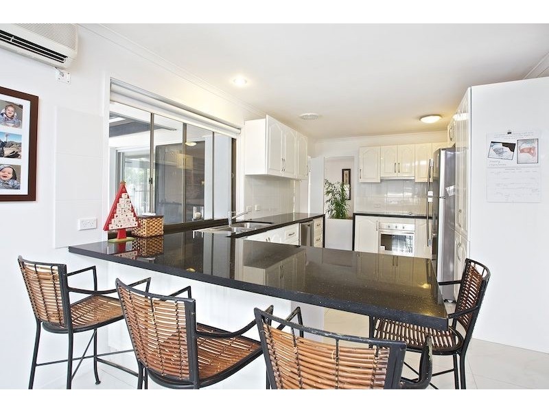 12 Minden Crescent, Helensvale QLD 4212