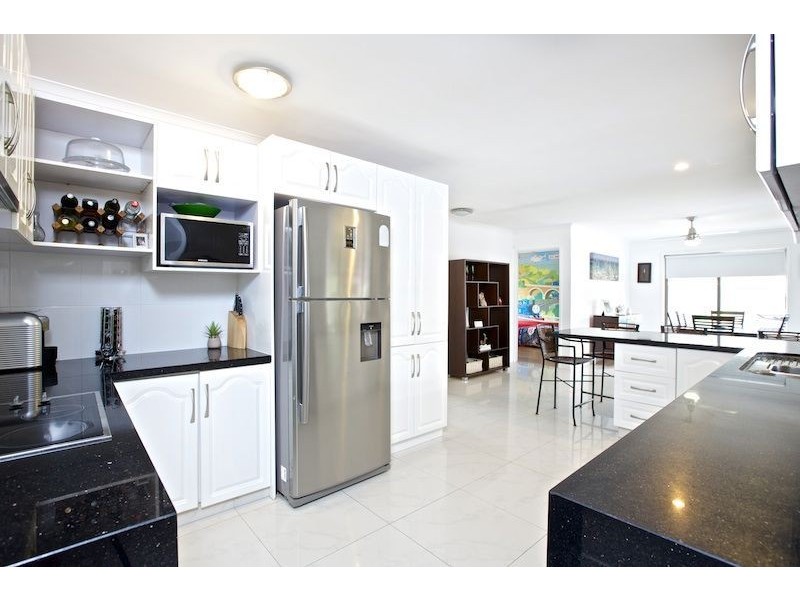 12 Minden Crescent, Helensvale QLD 4212