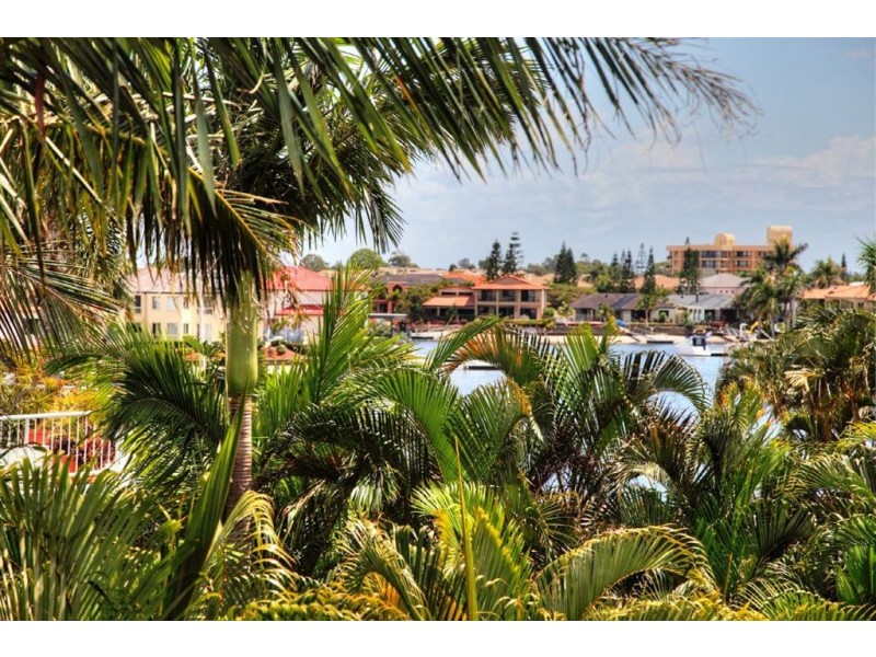 7/41A Broadwater Street, Runaway Bay QLD 4216