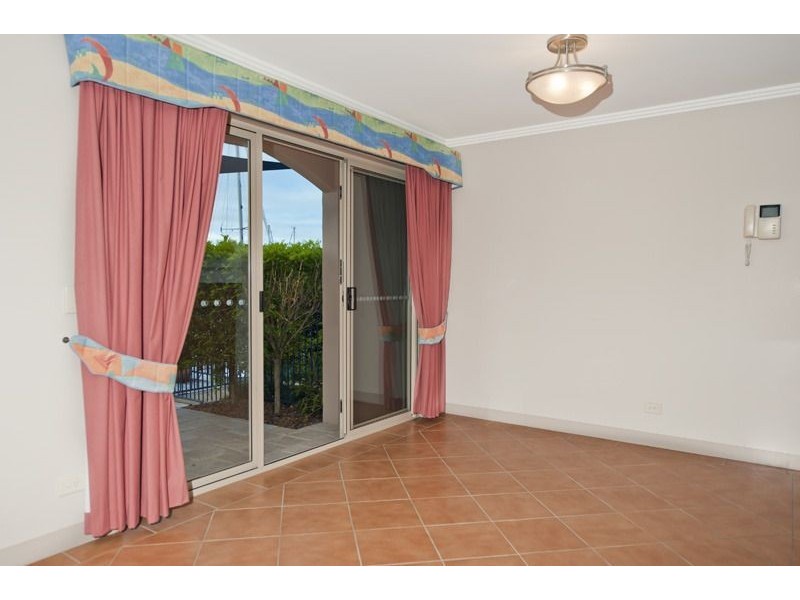 13/69 John Lund Drive, Hope Island QLD 4212