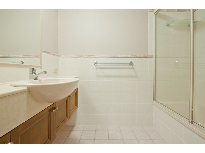 13/69 John Lund Drive, Hope Island QLD 4212