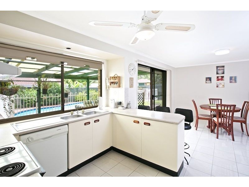 106 Discovery Drive, Helensvale QLD 4212