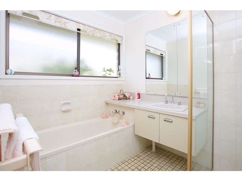 106 Discovery Drive, Helensvale QLD 4212