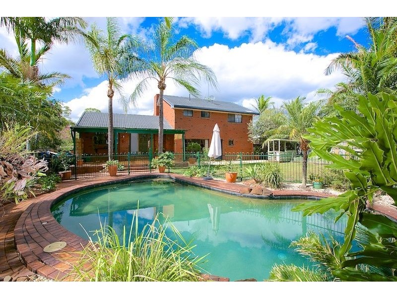 16 Ashford Road, Helensvale QLD 4212