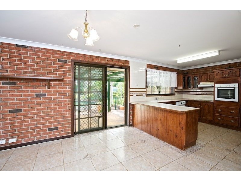 16 Ashford Road, Helensvale QLD 4212