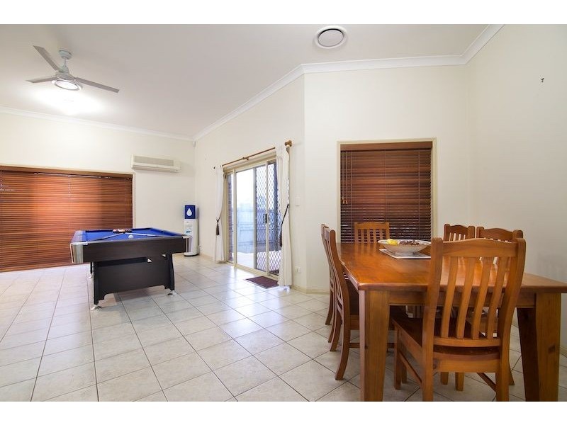 20 Dalby Court, Helensvale QLD 4212