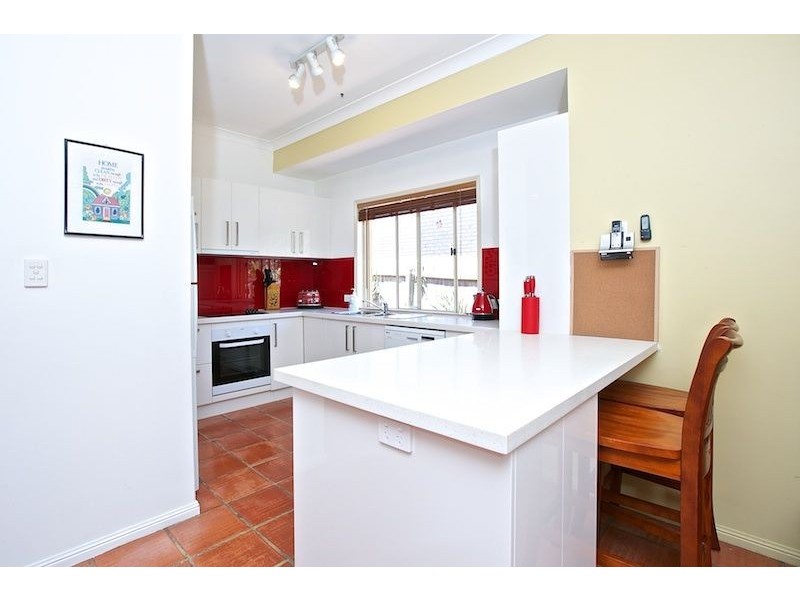 20 Cootharaba Drive, Helensvale QLD 4212