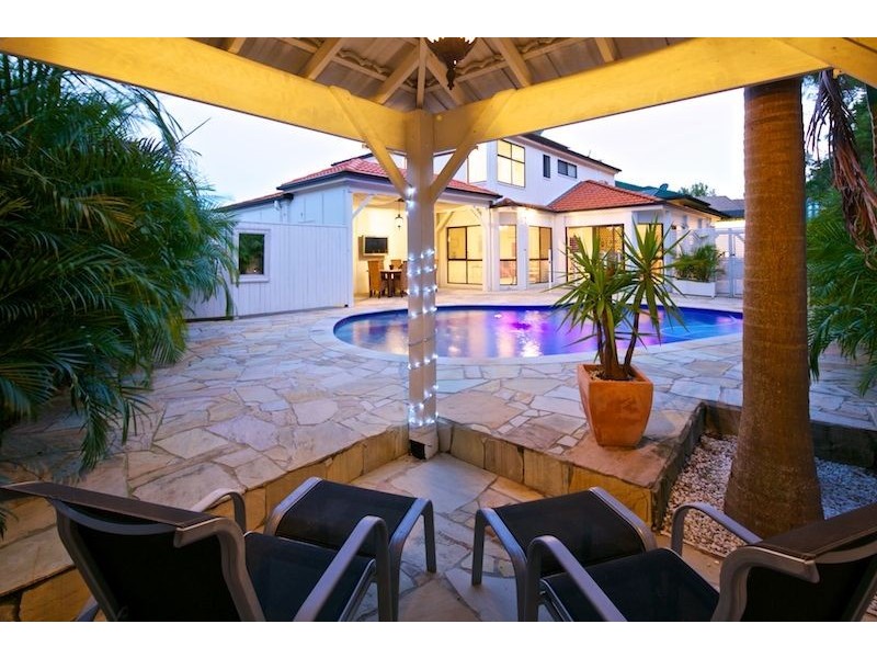 5 Moonda Court, Helensvale QLD 4212