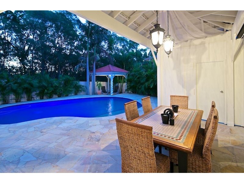 5 Moonda Court, Helensvale QLD 4212