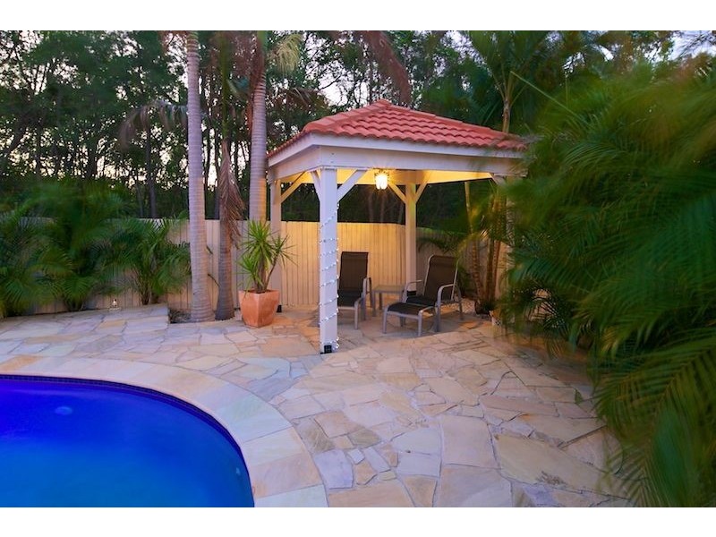 5 Moonda Court, Helensvale QLD 4212