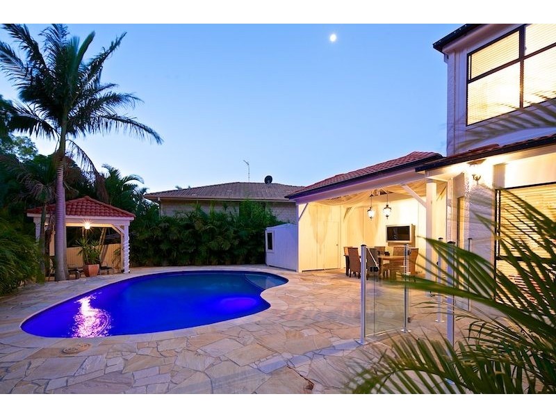 5 Moonda Court, Helensvale QLD 4212