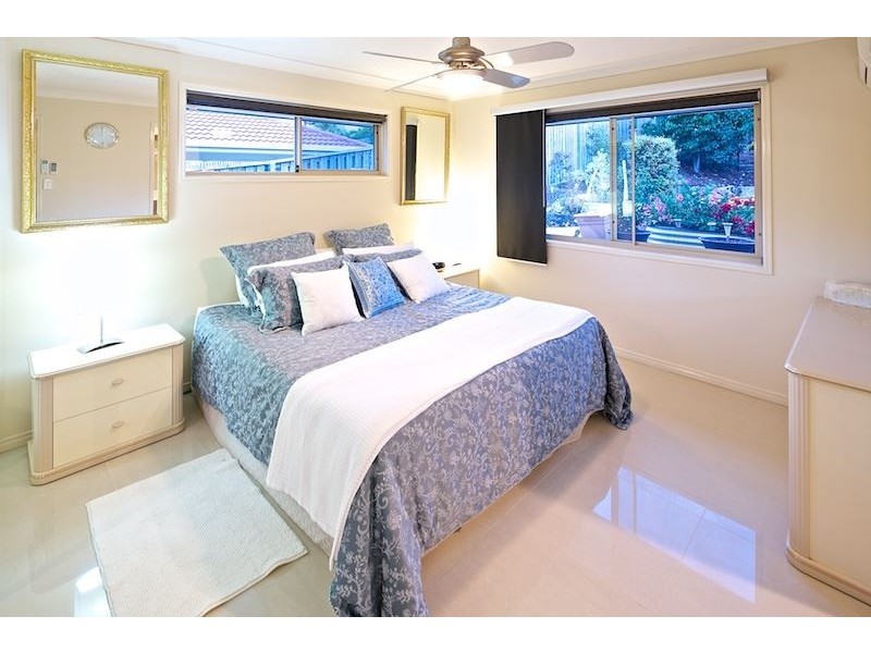 13 Minyon Court, Pacific Pines QLD 4211