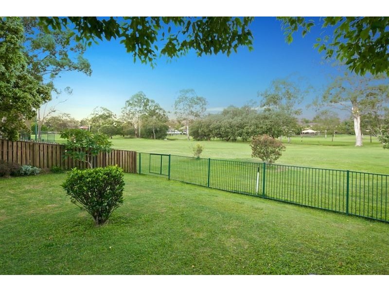 15 Wandilla Drive, Helensvale QLD 4212
