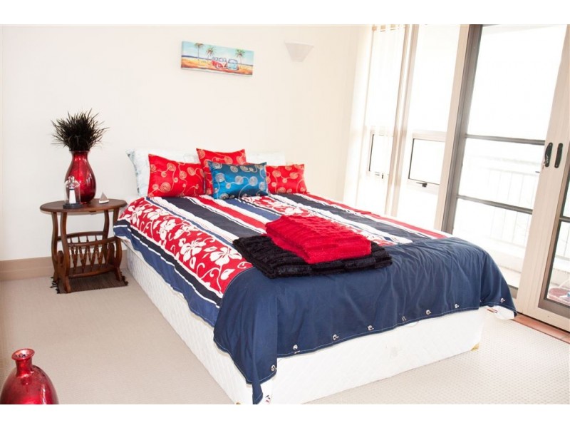 76 Chichester Ave, Arundel QLD 4214