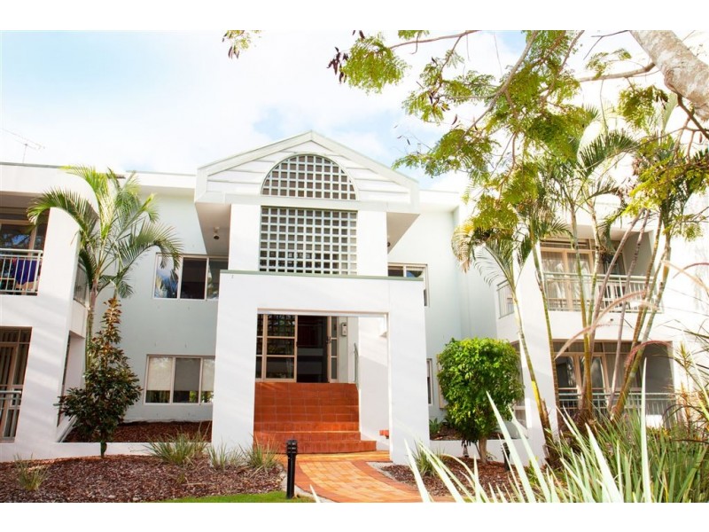 76 Chichester Ave, Arundel QLD 4214