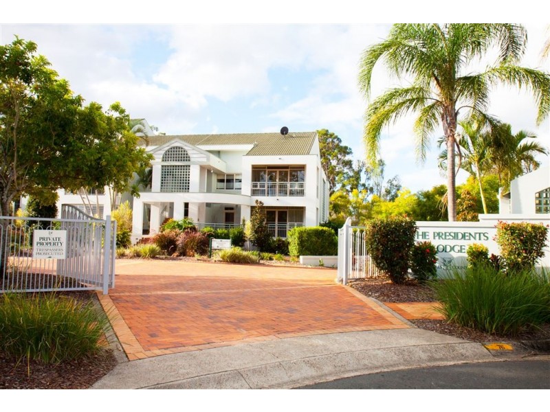 76 Chichester Ave, Arundel QLD 4214