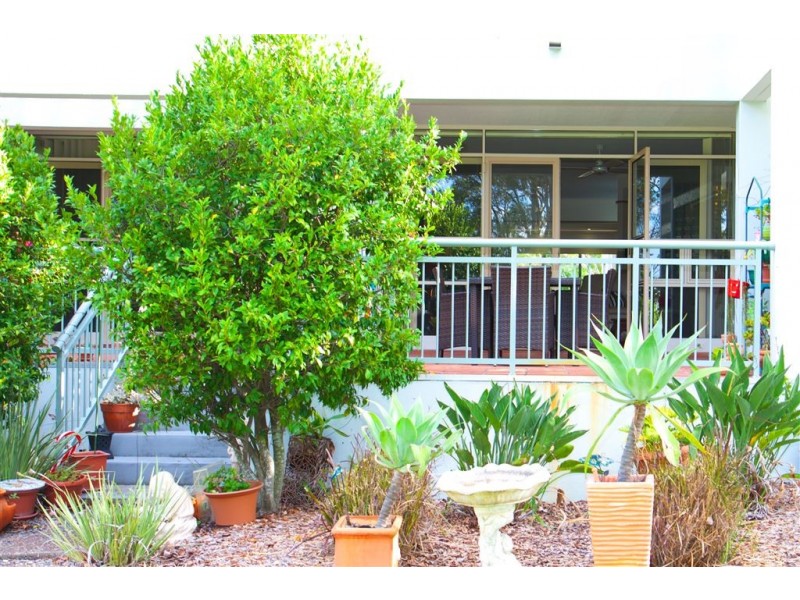 76 Chichester Ave, Arundel QLD 4214