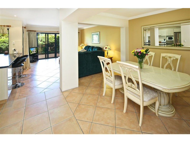 26/117 Palm Meadows Drive, Carrara QLD 4211