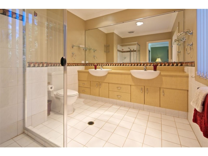 26/117 Palm Meadows Drive, Carrara QLD 4211