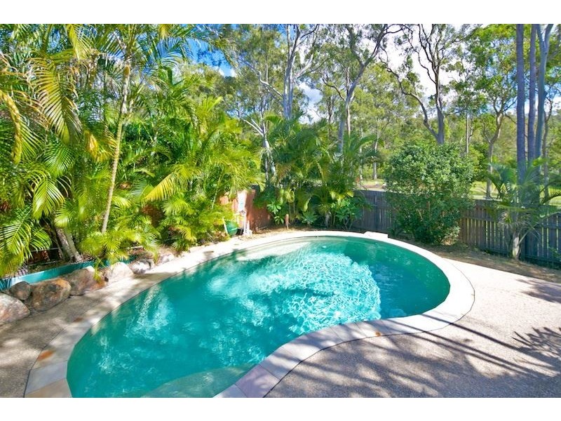 24 Catani Place, Helensvale QLD 4212
