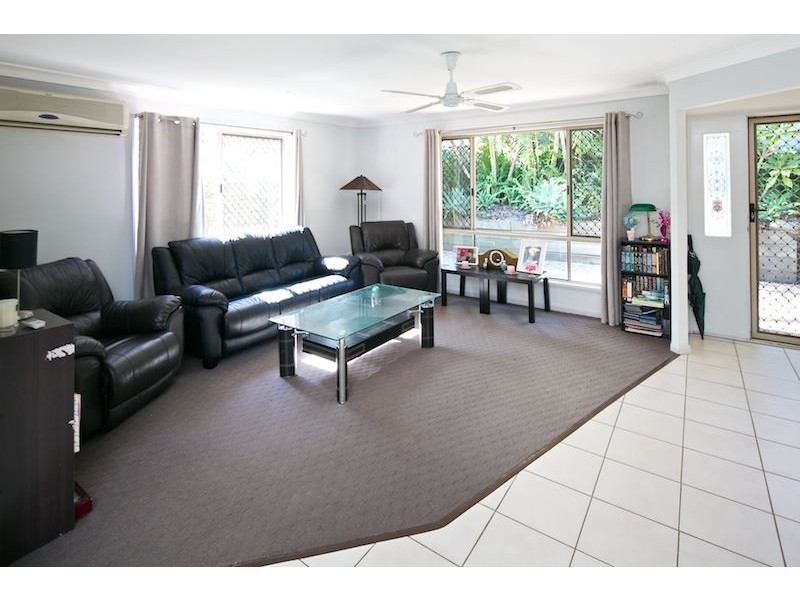 24 Catani Place, Helensvale QLD 4212