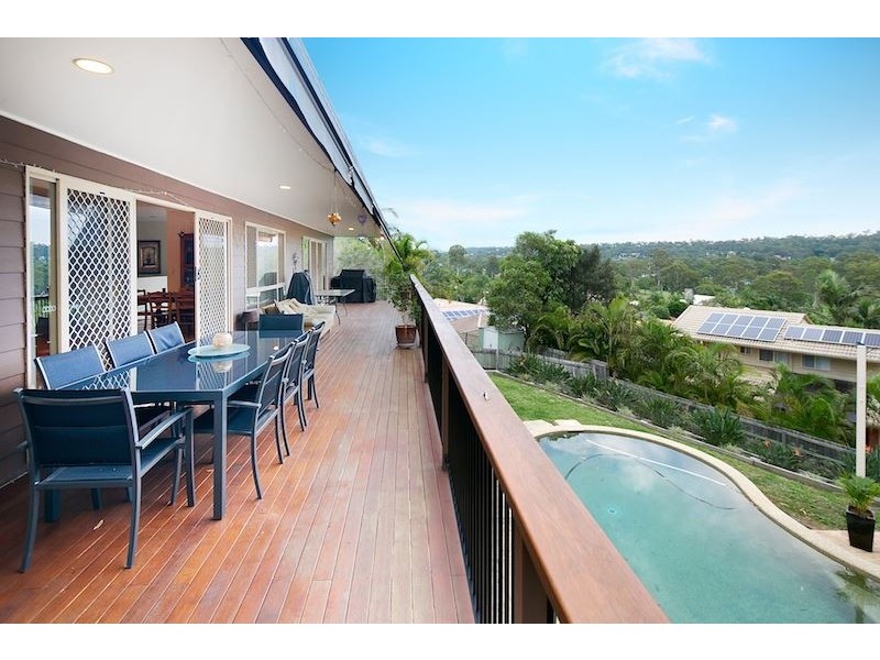 10 Katoomba Court, Helensvale QLD 4212