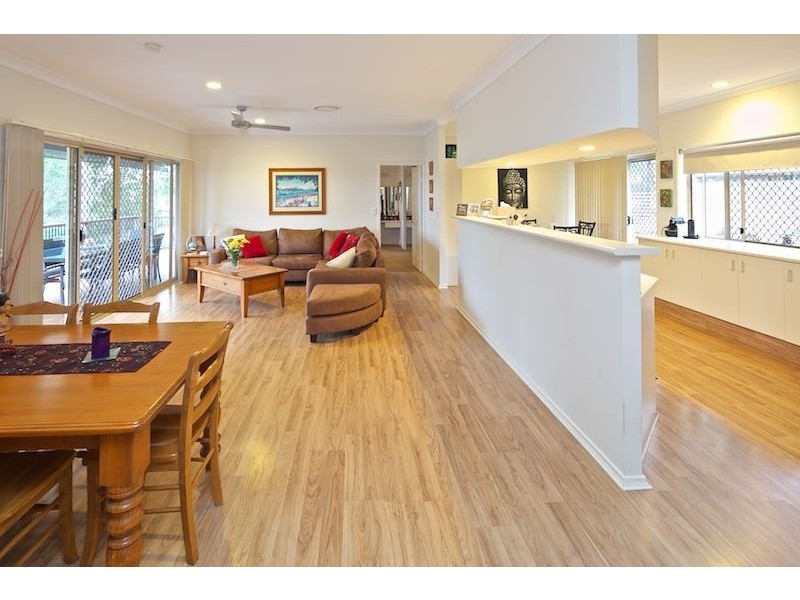 10 Katoomba Court, Helensvale QLD 4212