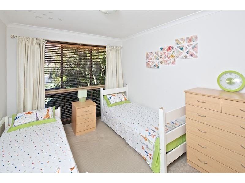 21 Barradine Crescent, Helensvale QLD 4212