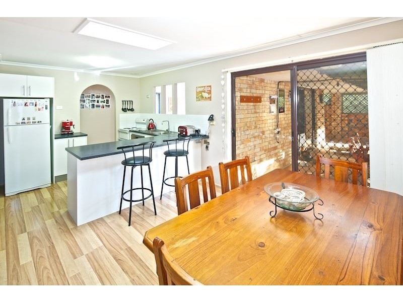 16 Minden Crescent, Helensvale QLD 4212