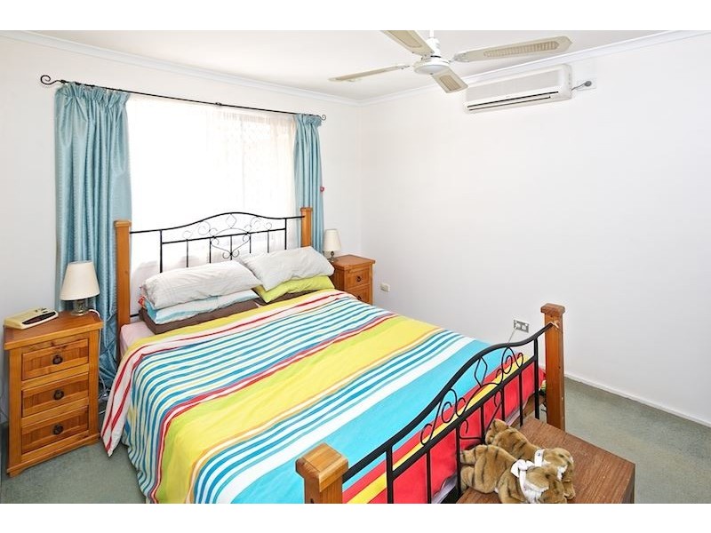 16 Minden Crescent, Helensvale QLD 4212