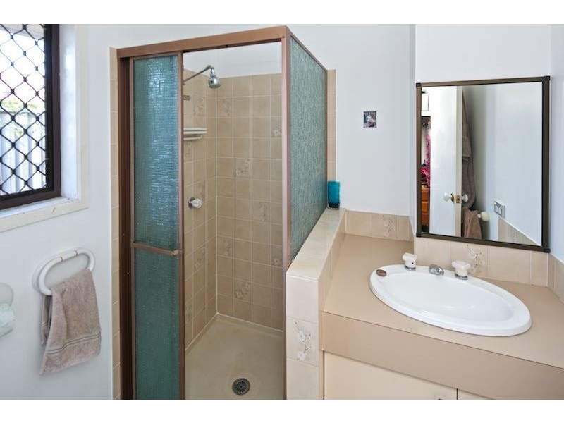 16 Minden Crescent, Helensvale QLD 4212