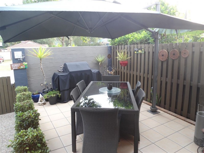 8/1 Pinecrest Court, Oxenford QLD 4210