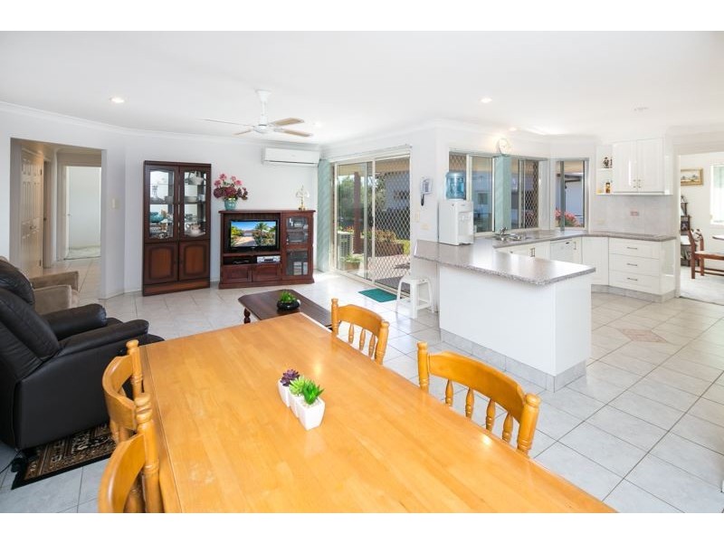 3 Urangan Court, Helensvale QLD 4212