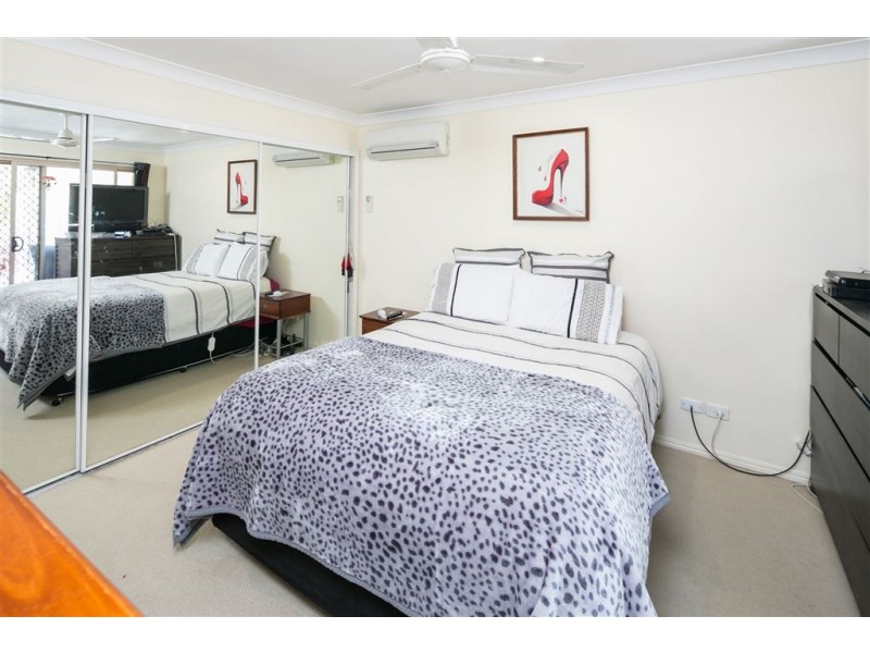 14 Nandi Terrace, Pacific Pines QLD 4211