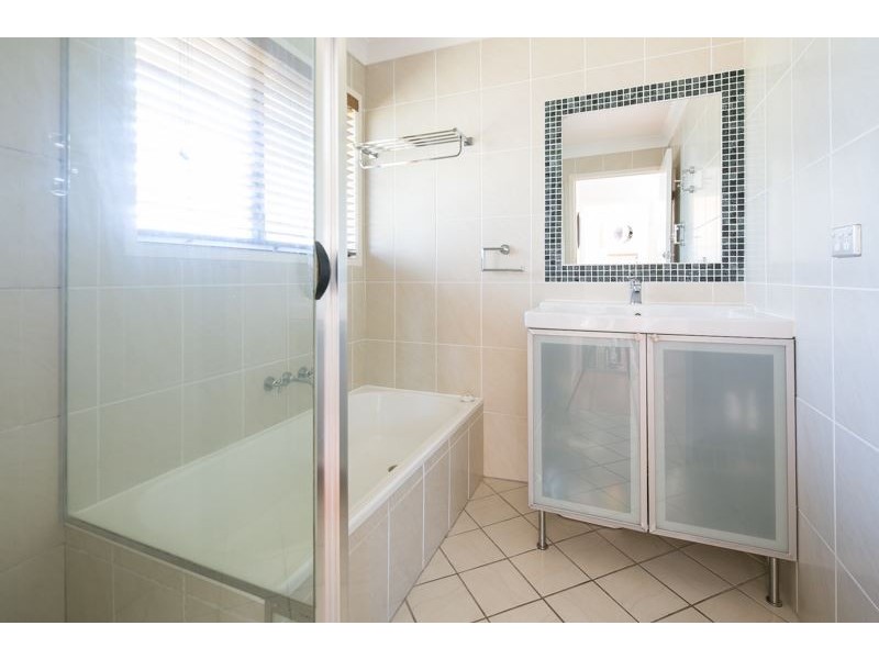 44 Ridgevale Drive, Helensvale QLD 4212