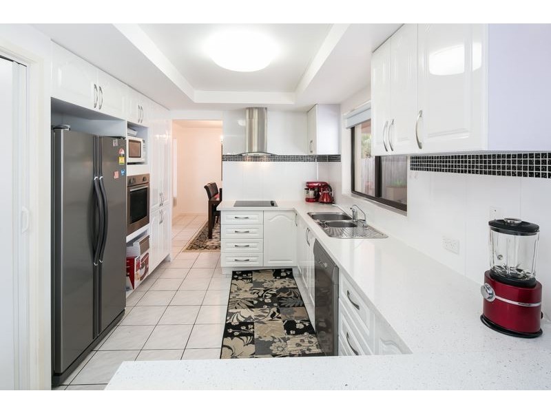50 Latrobe Avenue, Helensvale QLD 4212