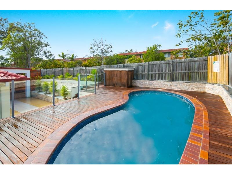 50 Latrobe Avenue, Helensvale QLD 4212