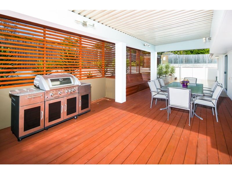 50 Latrobe Avenue, Helensvale QLD 4212