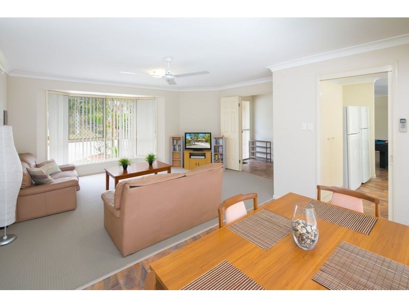 6 Kosciusko Crescent, Southport QLD 4215