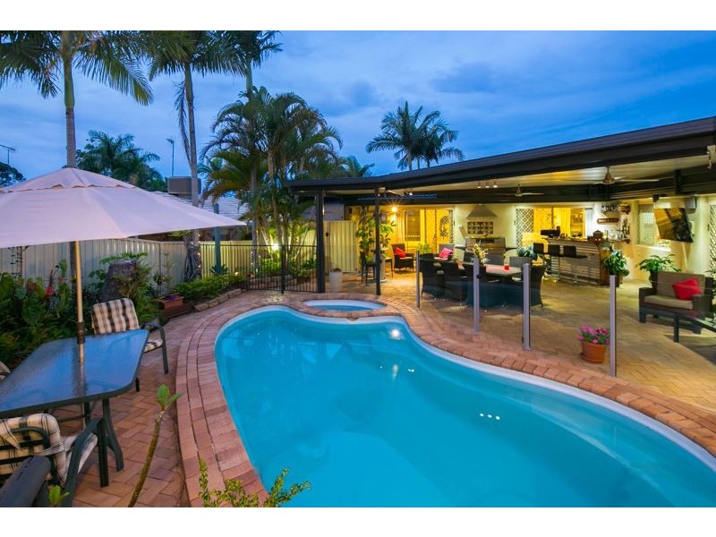 17 Tibouchina Court, Helensvale QLD 4212