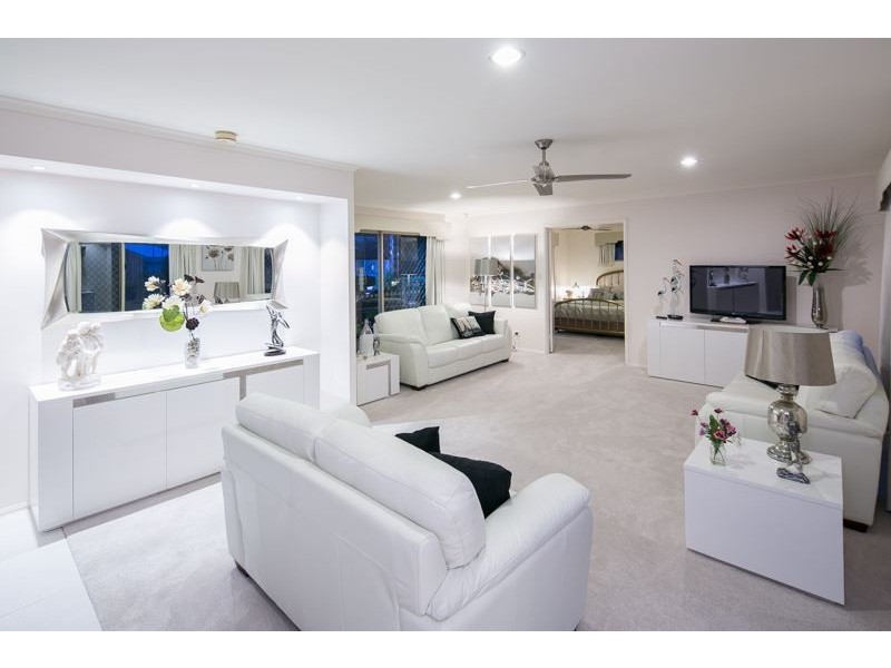 17 Tibouchina Court, Helensvale QLD 4212