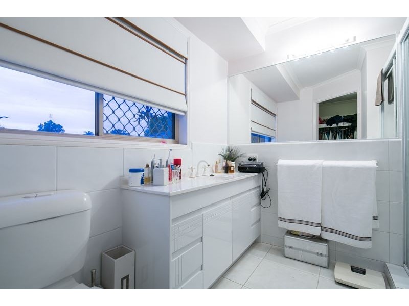 17 Tibouchina Court, Helensvale QLD 4212