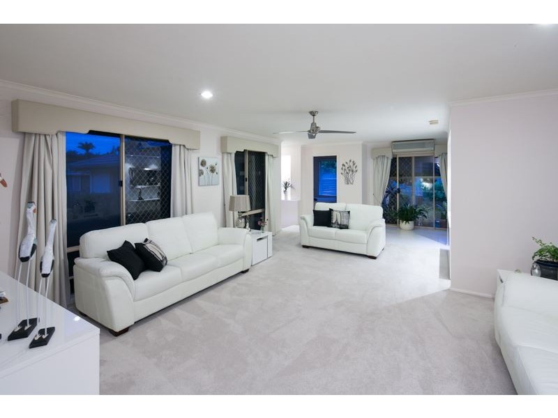 17 Tibouchina Court, Helensvale QLD 4212