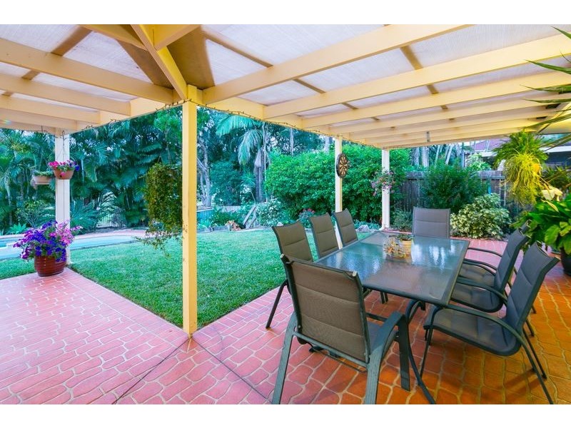 13 Edgeworth Place, Helensvale QLD 4212