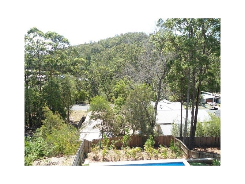 1/39 Castlereagh Close, Pacific Pines QLD 4211