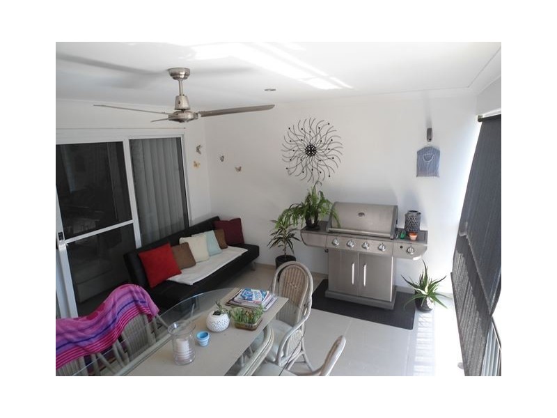1/39 Castlereagh Close, Pacific Pines QLD 4211