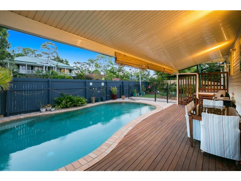 72 Tamworth Drive, Helensvale QLD 4212